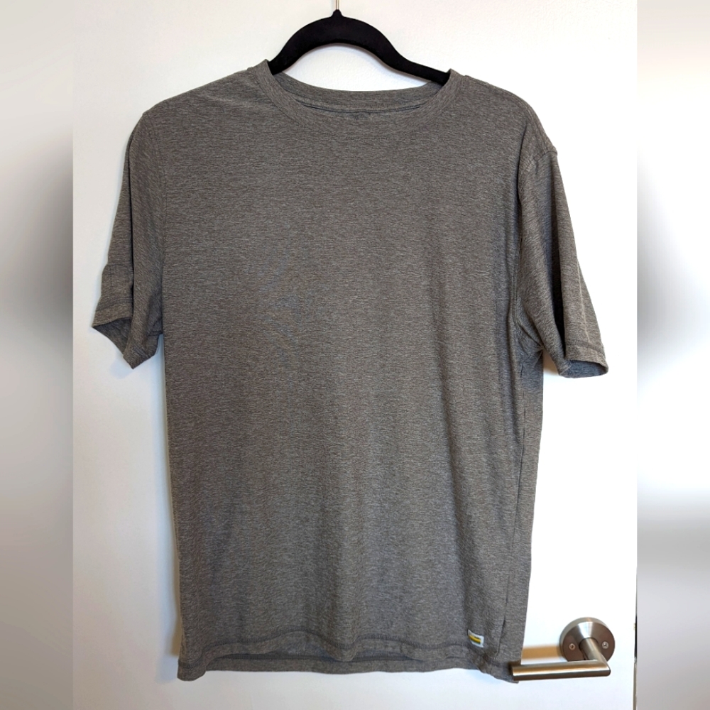 Vuori strato tech tee
